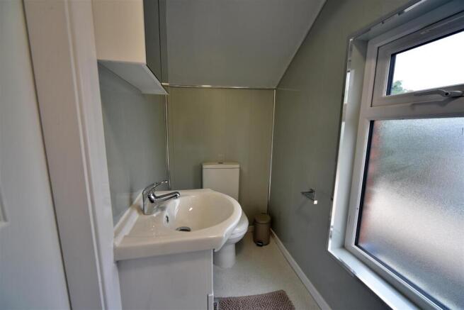 1 bed Apartment to rent Image 8