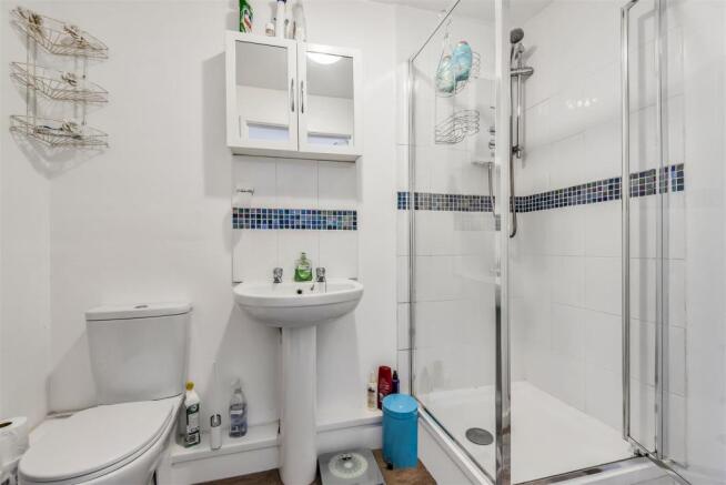 Sunnyside Shower Rm.jpg