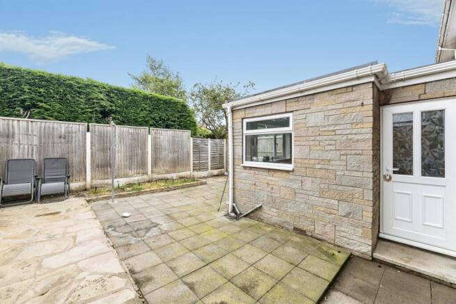 3 bed Semi-Detached for sale Image 4