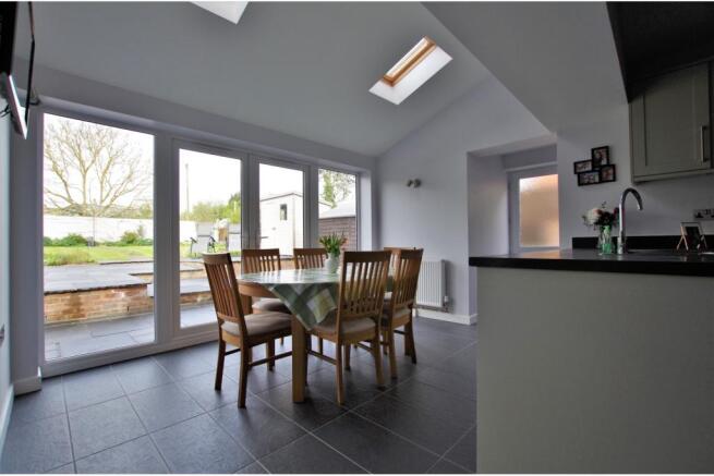 Breakfast Room