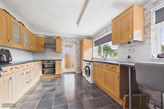 Pennington Road, Hartford, Huntingdon, Cambridgeshire, PE29 photo 4