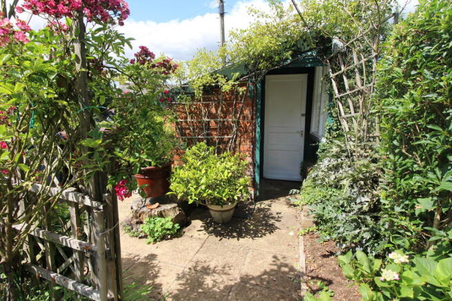 Photo 16