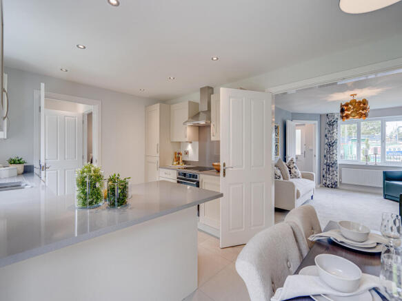 4 bed Detached for sale Image 4