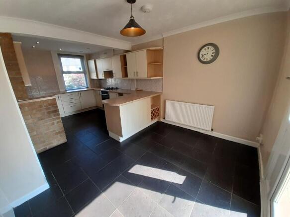 Kitchen/ dining room