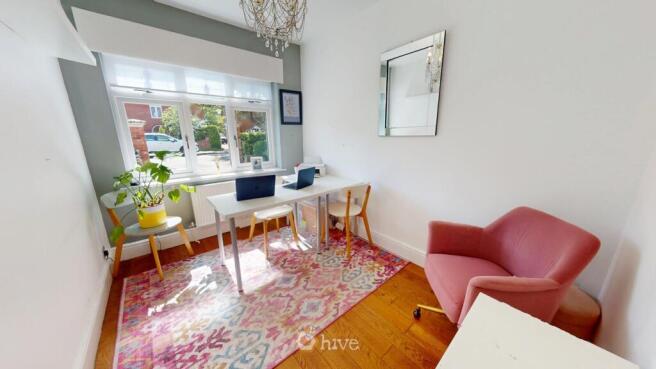 5 bed Semi-Detached for sale Image 9
