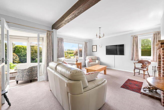 4 bed Detached for sale Image 4