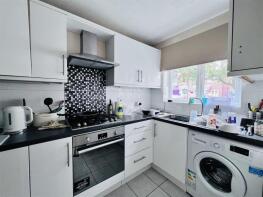56, Heron Drive, Nottingham NG7 2DF
