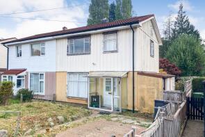 74, Quantock Road, Taunton TA2 7NS