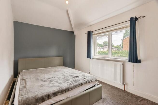 3 bed Semi-Detached for sale Image 8