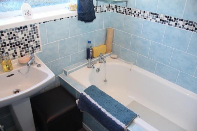 Photo 12