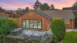 11, Dover Beck Close, Nottingham NG15 9ER