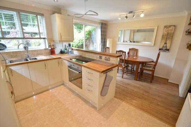 Kitchen diner