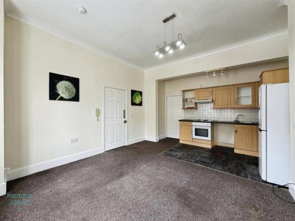 Victoria Road, Retford photo 4