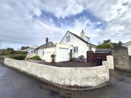 11, Sunset Gardens, Helston TR13 9BT