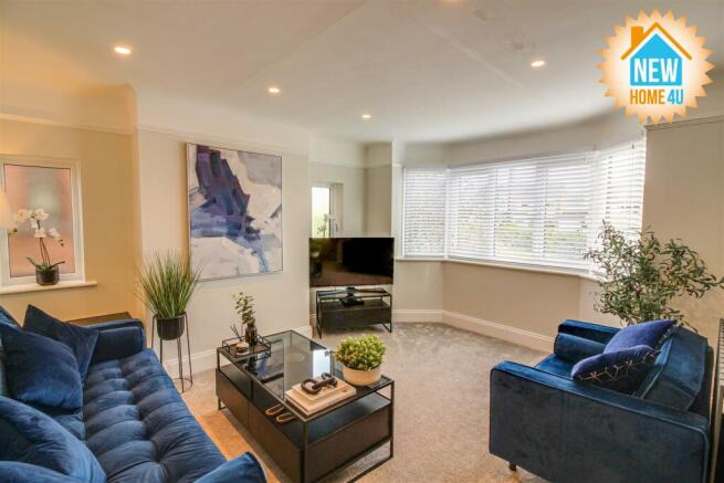LOUNGE: