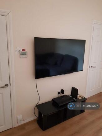 Room 1 - d/s Front