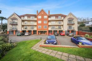 Apartment 3, Bryn Cregin, Ty Mawr Road, Conwy LL31 9UR