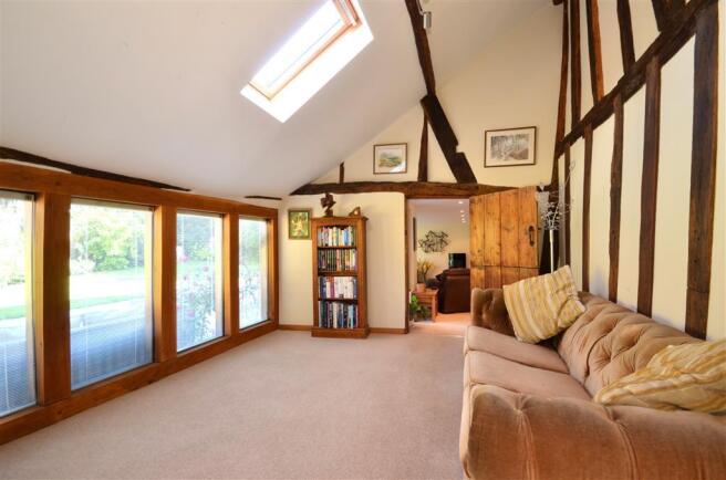 Snug/Oak Room