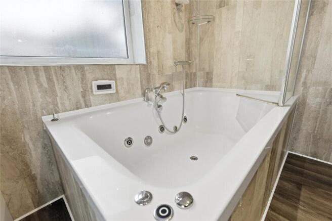 2 bed Semi-Detached for sale Image 11