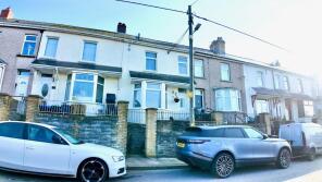 119, Bryn Gaer Terrace, Brynithel, Abertillery NP13 2HF