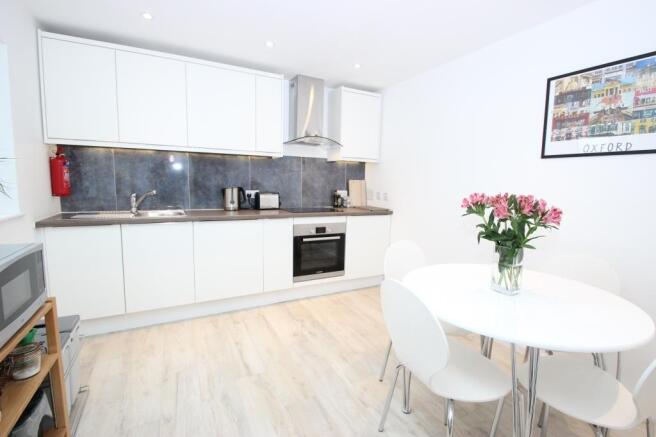 Kitchen / Dining area