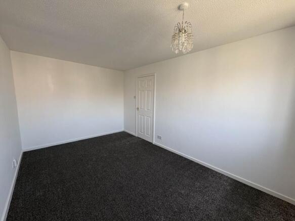 3 bed Detached to rent Image 11