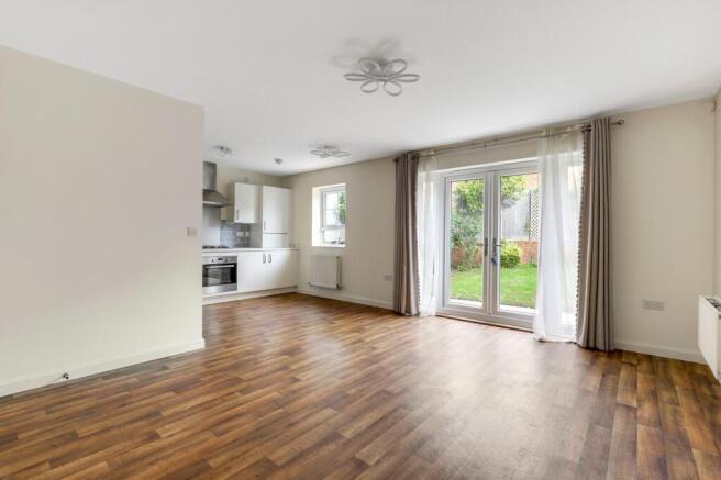 Kitchen / Lounge
