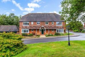 28, Berehurst, Alton GU34 1PA