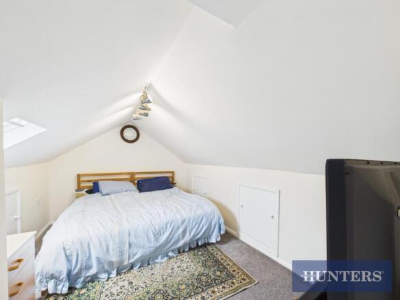 2 bed Semi-Detached Bungalow for sale Image 10