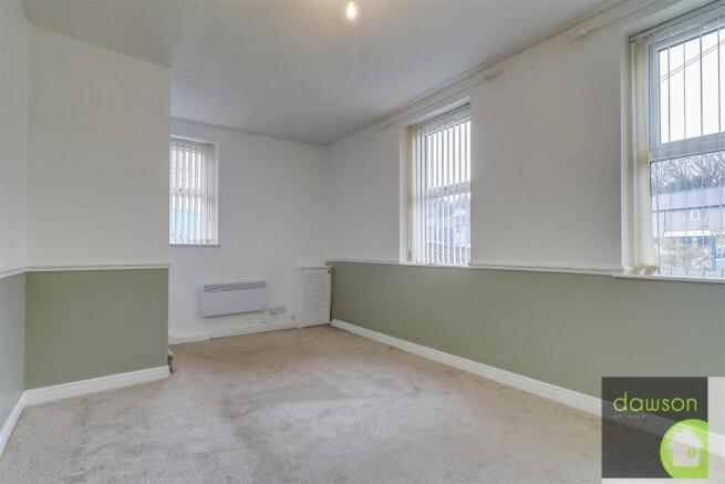 3 bed Semi-Detached for sale Image 4