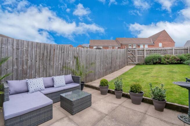 51, Water Reed Grove, Walsall, West Midlands, WS2 