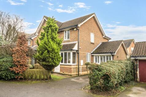 Pye Close, Caterham, CR3