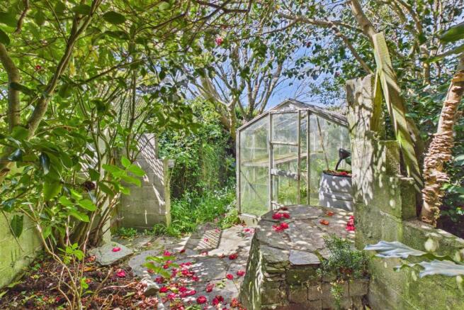 Greenhouse lower garden