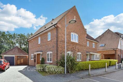 Kilnwood Close, Faygate, West Sussex