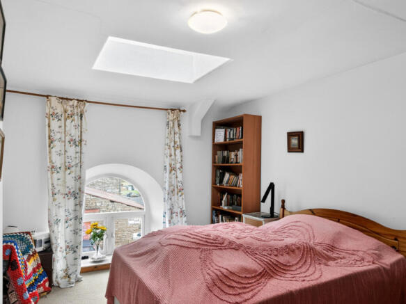 2 bed Detached for sale Image 11