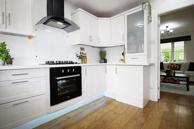3 bed Detached for sale Image 6