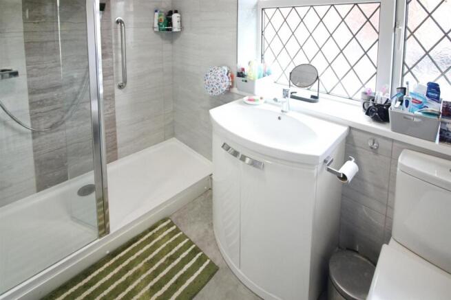 3 bed Semi-Detached for sale Image 12