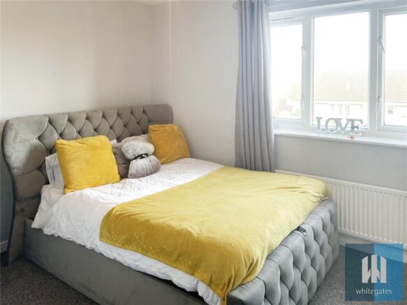 2 bed Terraced to rent Image 4