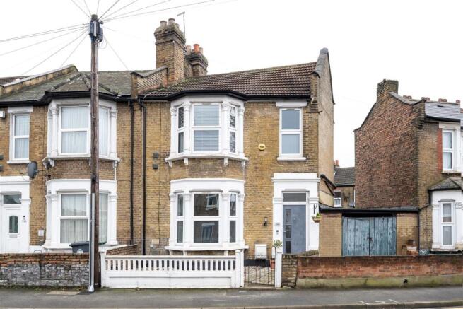 2-bed house on Grove Green Road, Leytonstone, £500,000