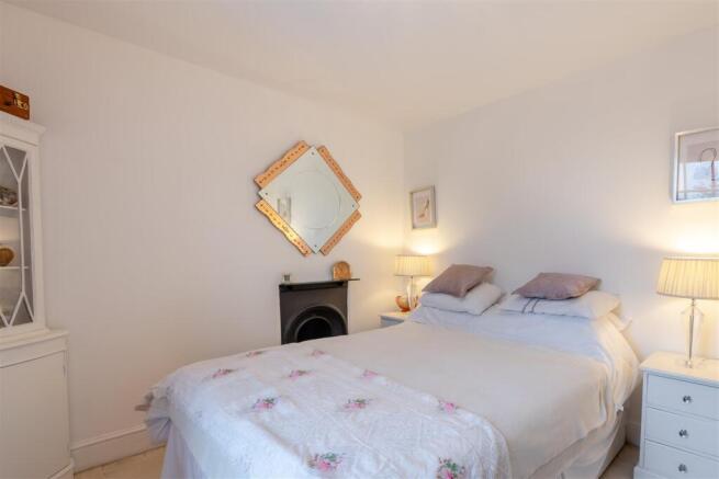 8636185-interior17.jpg