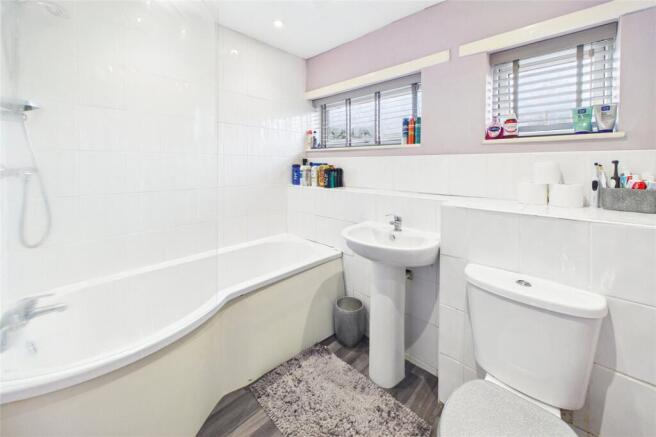3 bed Terraced for sale Image 12