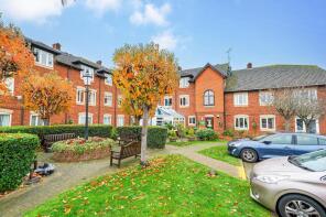 28, Laburnum Court, Millstream Way, Leighton Buzzard LU7 3WL