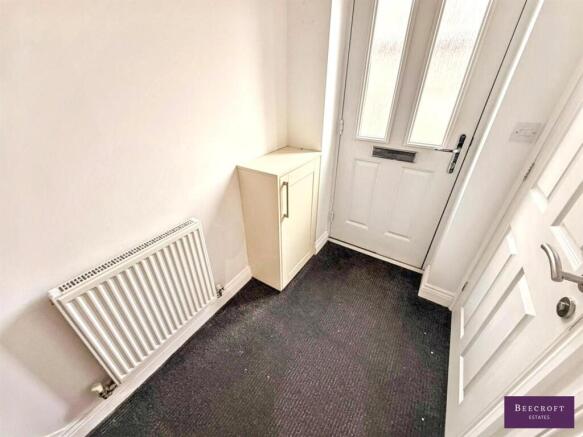 3 bed Semi-Detached for sale Image 8