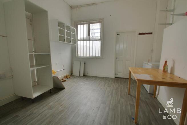 Back Office