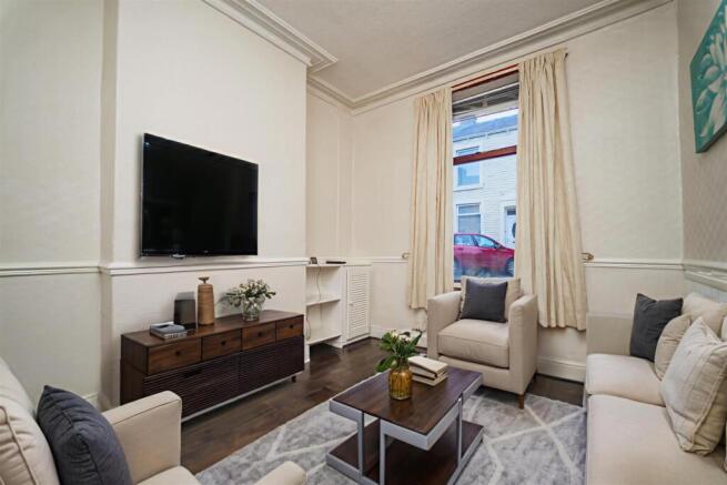 DSC08683 - 0 (1).jpg