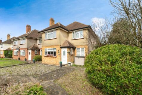 Lymington Court, Sutton, SM1