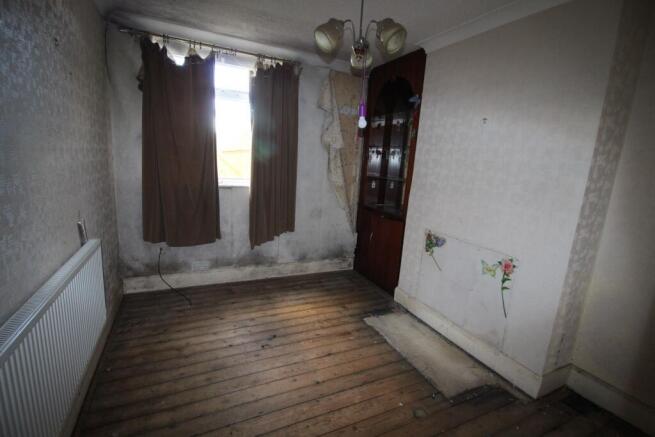 4 Ashforth Avenue, Heanor, Derbyshire DE75 7NH photo 4