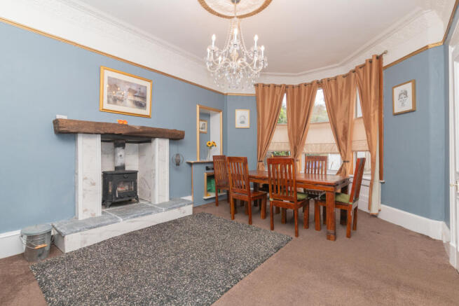 Dining Lounge