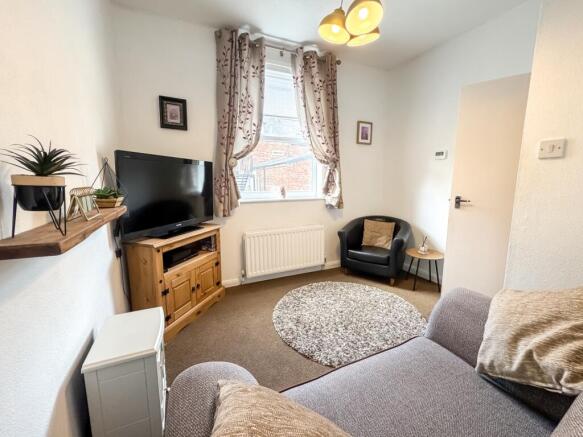 Pearl EweMove Saltburn-8