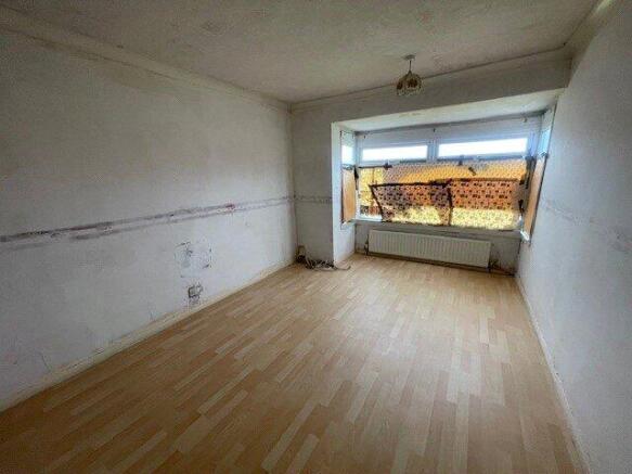 3 bed Terraced for sale Image 5